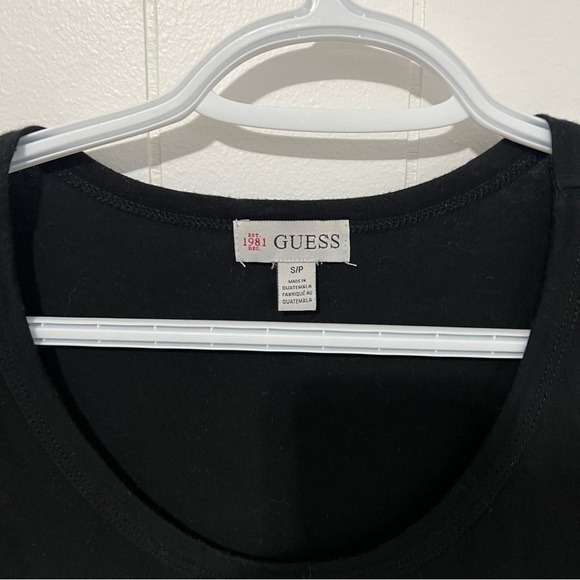 Guess Jeans Graphic T Shirt Size Small - Picture 5 of 8